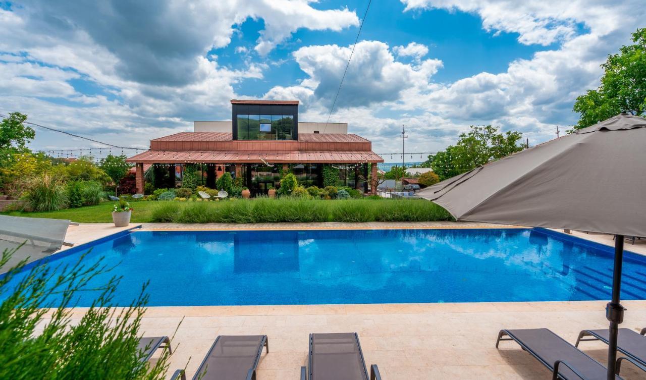 Giuaani Winery Hotel Manavi Kültér fotó