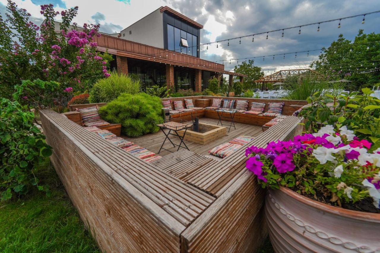 Giuaani Winery Hotel Manavi Kültér fotó